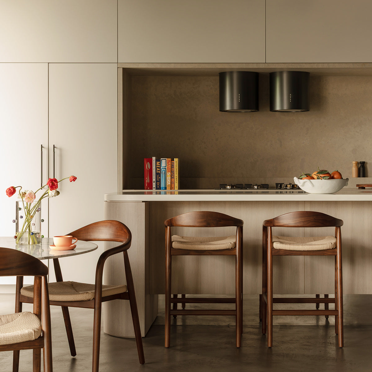 Noris Paper Cord Bar Stool
