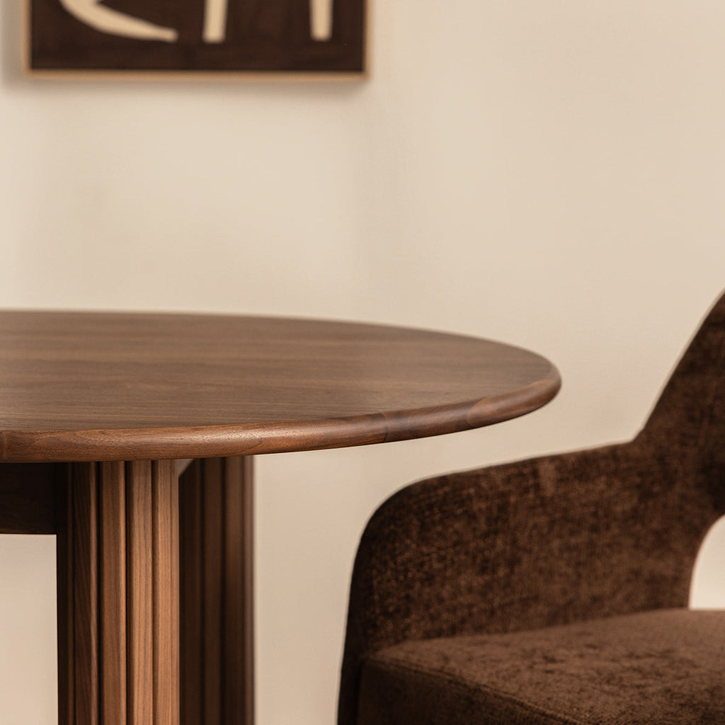 Noir Oval Extendable Dining Table (200cm)