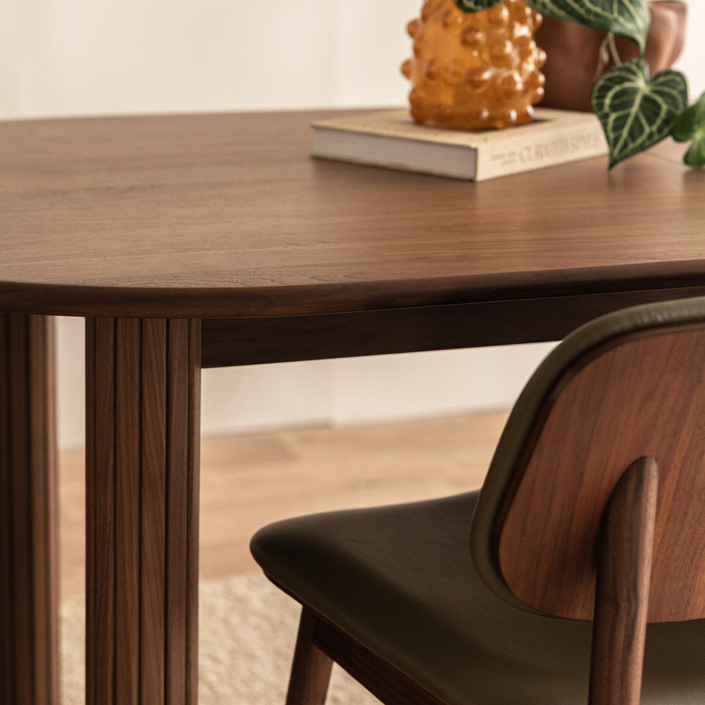 Noir Oval Extendable Dining Table (200cm)